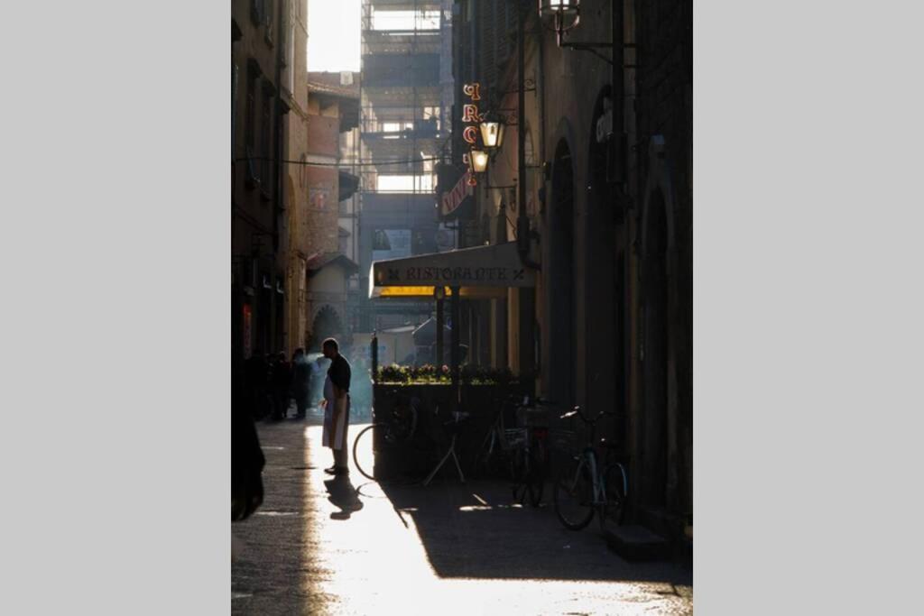 Appartamento Top-floor Flat Close To Arno