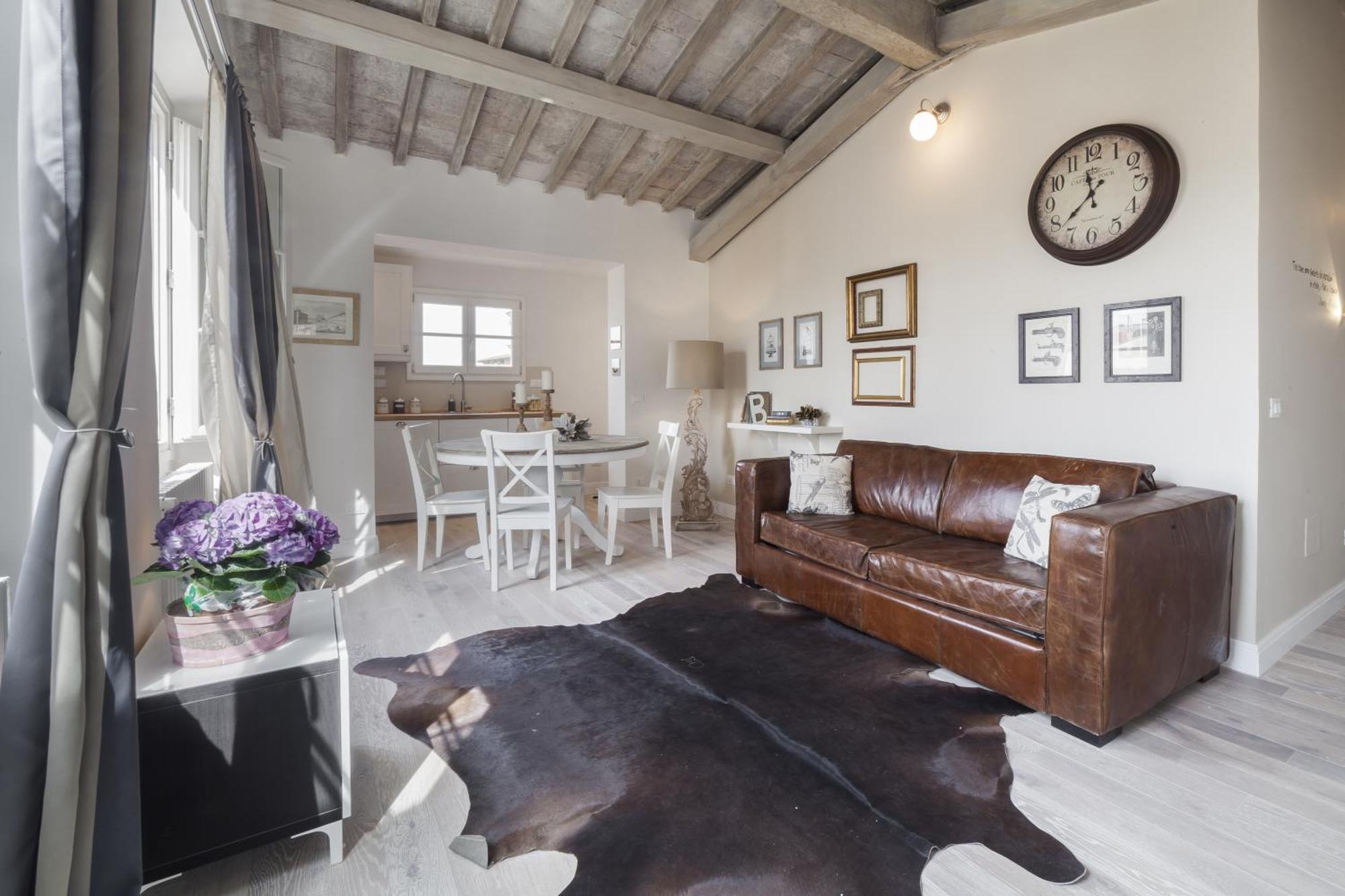Top-floor Flat Close To Arno Appartamento Firenze
